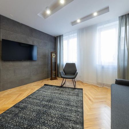 Apartvip Lipowa Apartman Białystok Kültér fotó